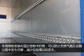生活燃料保障军 欧马可蓝牌危运车实拍