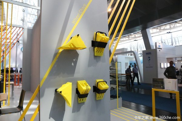 水箱还带水龙头 你车上缺这些东西吗?