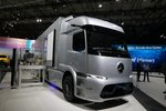 IAA奔驰摆五大展台 首发Actros20周年版