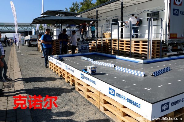 չʾȫ��VR&nbsp;������IAA������������