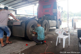 避免车祸导火索 如何判断轮胎更换时间