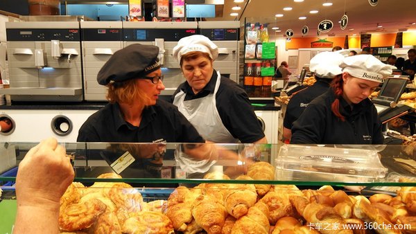 �¹�����˾��������3000ŷ&nbsp;&nbsp;ʮ����һ�׷�