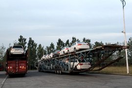 921之后高速无双排 轿运车全部单排运输