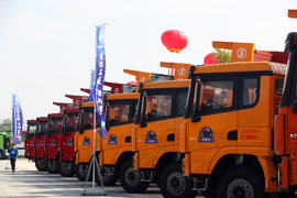 总有一款适合你 陕汽德龙X3000自卸上市