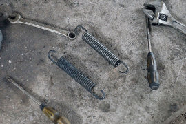 胡哥说制动(19) 别忽略刹车回位簧作用