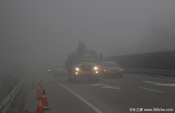 �ﶬ���г�����ս&nbsp;&nbsp;���Ӧ�Զ���·����