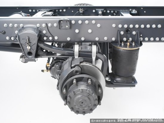 �ؿ���ʽ�ƶ�·�ںη�&nbsp;�͹�����������