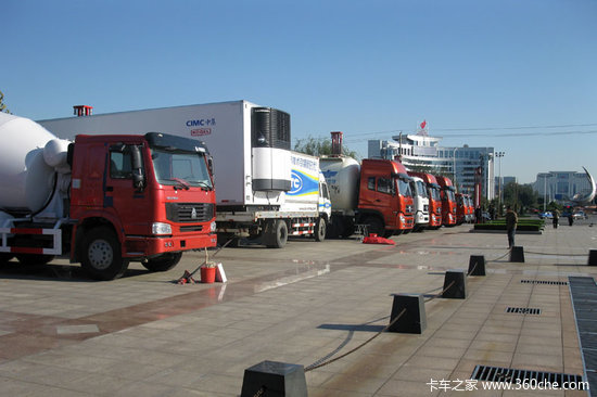 �����ľ�ͷ���һ��&nbsp;���ϳ�չ��ǰ̽��