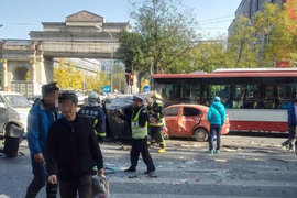 奥迪死里逃生 立水桥北苑发生惨烈车祸