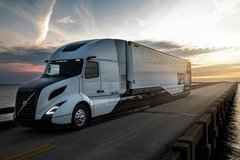 ��α���෭�������ֶ��ּ�ʻ����ϵͳ