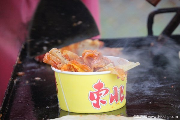 3天3夜奔驰4000公里 我搭大卡车去新疆