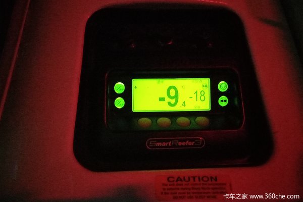 3天3夜奔驰4000公里 我搭大卡车去新疆