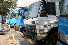 ����һ����Ȼ��ȥ �п���������˻Ի�