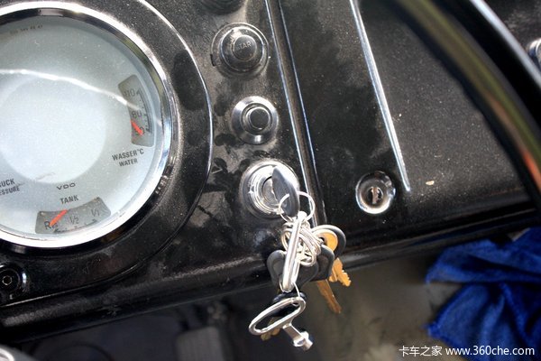 你大爷还是你大爷 奔驰T2彰显硬汉本色