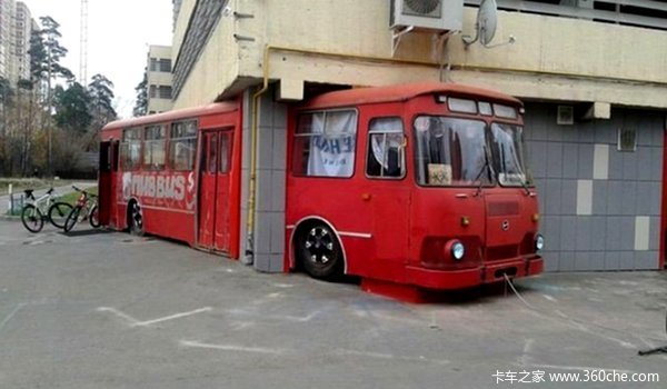 给钱也不卖！废旧汽车原来可以这么改造
