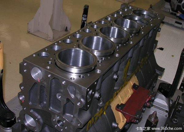 What exactly is a long-term oil change and maintenance-free Shell engine oil?