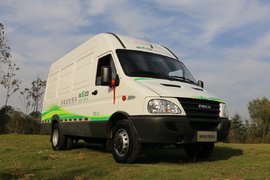 充电3小时续航200公里 实拍依维柯EV42