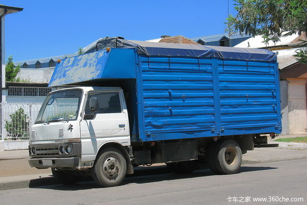 ��ʻ�Ұ���(4)&nbsp;Nissan&nbsp;Atlas����С���