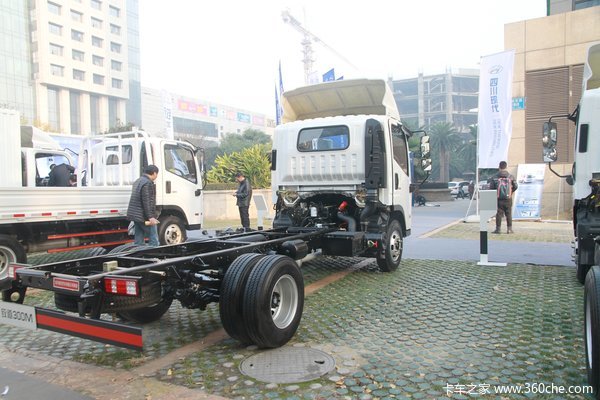 5�ֶ���ѡ��&nbsp;�Ĵ��ִ��µ�300M�ɶ�����