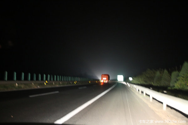 ����·������ҹ�仹�ǰ����ĸ�����ȫ��