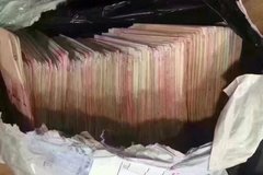 ������ظ�(14)�����ʲ���1% ����Χ��