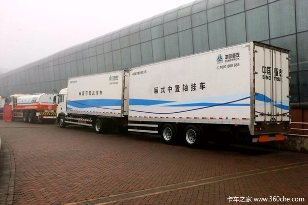 前可甩厢后可甩挂 曝T5G 4x2中置轴货车