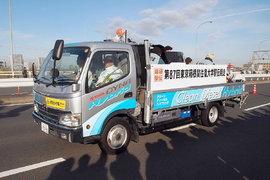 驾驶室八卦(8) 神似丰田黛娜的国产轻卡