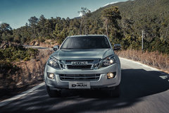 ߼ D-MAX´ж
