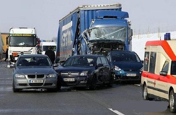 �ܣ��Ͻ��ܣ����ٹ�·��Щ�ط���Σ��