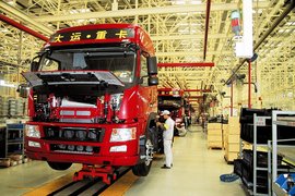 大运联手奔驰想干啥？