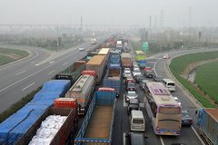 �����Ͼ�·��4�� ����100̨Ϊ��������