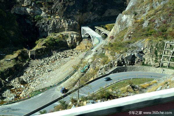 国内最危险十二条公路 卡友一定要小心!