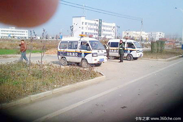 四年前新闻转疯了 运管乱罚款今犹在？