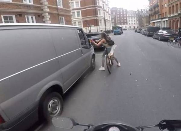 �������˾�����ʸߣ���Ϸ��Ů�ⱨ����