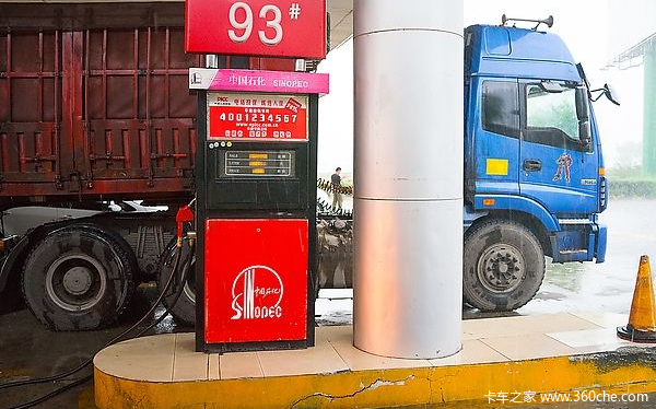 卡车司机：1年得赚多少钱才能养1台大车