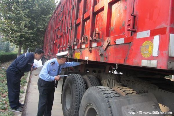 卡车司机：1年得赚多少钱才能养1台大车