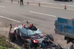 ���򳬼��ܳ����ϻ��� �ֱ�·�˱�ײ��