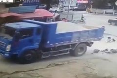 ���գ�������ѹ�綯����һ���漣������