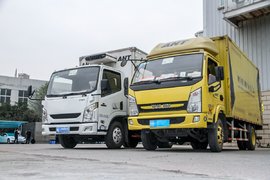 当蚂蚁物流爱上跃进 驾驶员:这车给我开