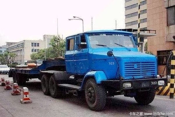 当年的15t载重王 才生产1万台就"挂"了?