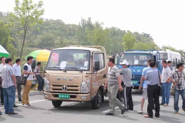 五征老总建议:60岁也能申请B照 进城吨位放宽
