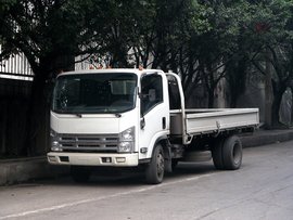 庆铃700P自动档首发