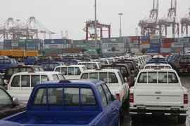 选购半挂车看重服务