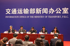 交通运输部:严重超限超载将被限制出行