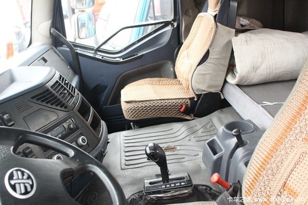 上次12.25万 55周年纪念版J6这次你准备拍多少钱