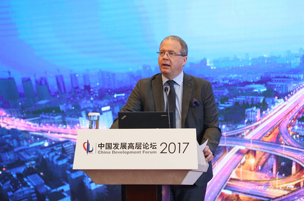 �ֶ��ּ����ܲó�ϯ17�й��߲㷢չ��̳