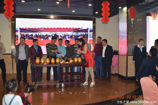 ��3ǧ��1��&nbsp;���ڰ۳Ǹ������չ����ҵ