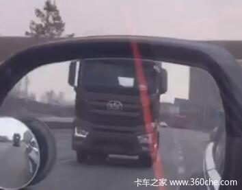解放J7无伪装路试 配铝合金轮圈气囊桥