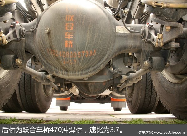 快来看！省钱又高端的LNG牵引车都在这