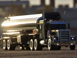 铝合金轮毂缸内制动 毁三观的遥控卡车